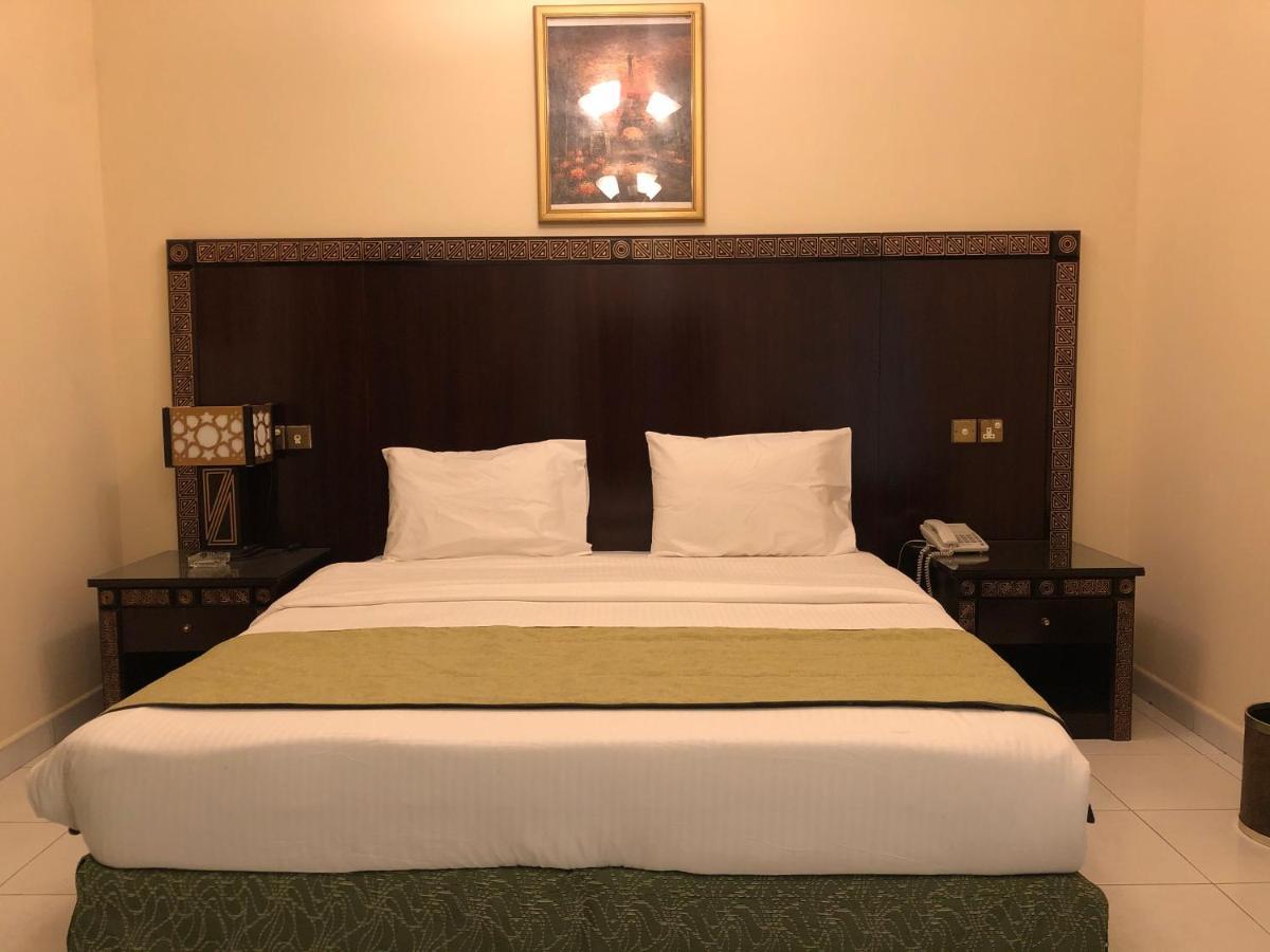 New Royal Mark Hotel Apartments 迪拜 外观 照片
